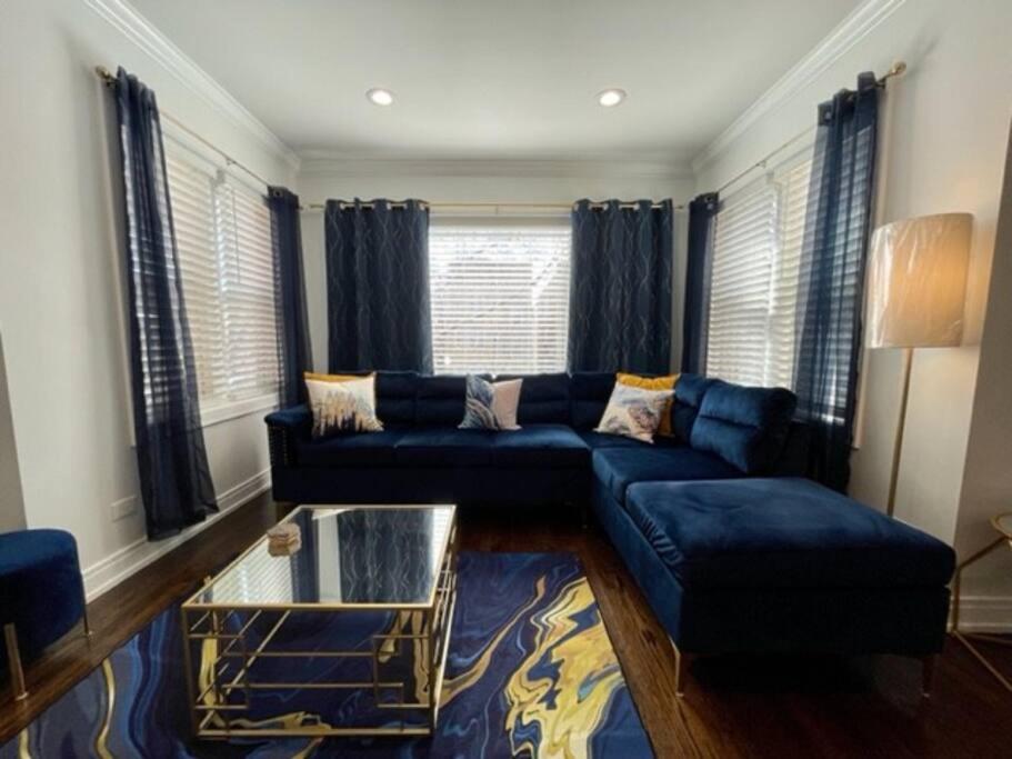 The Blue Golden Luxury Modern 3- Bedroom Apartment In Chicago Ngoại thất bức ảnh